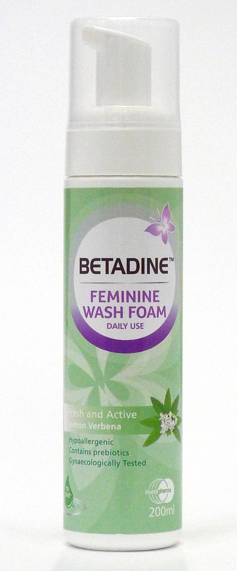 BETADINE Feminine Wash Foam Fresh & Active 200ml